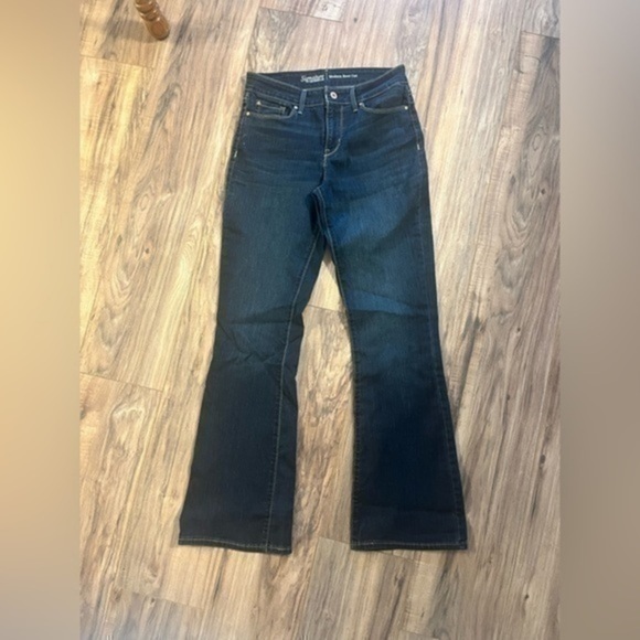 Signature by Levi Strauss & Co. Gold Label Women's Modern Bootcut Jean Sz 28x32L - Picture 1 of 10